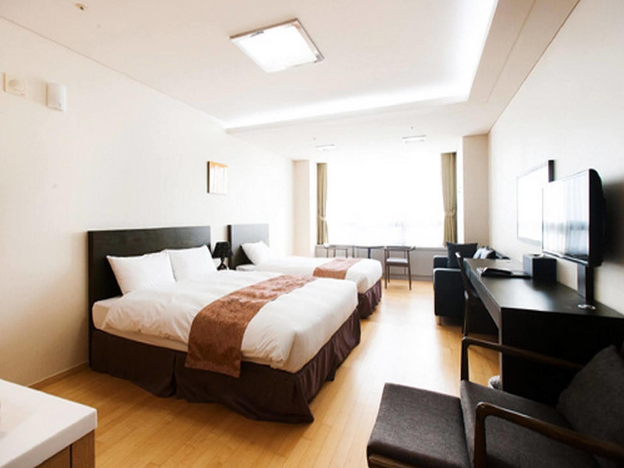 Hotel Hu Incheon Airport Exterior photo